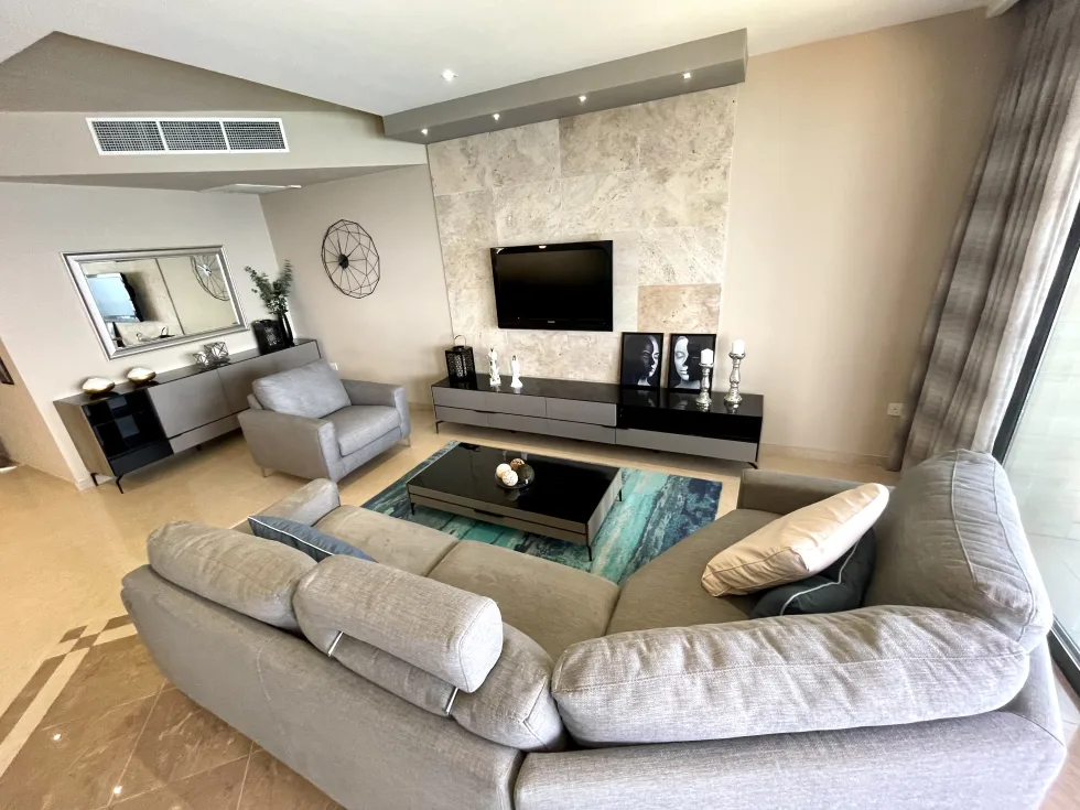 5 bed Apartment For Rent in Sliema, Sliema - thumb 3