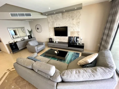 5 bed Apartment For Rent in Sliema, Sliema - thumb 3