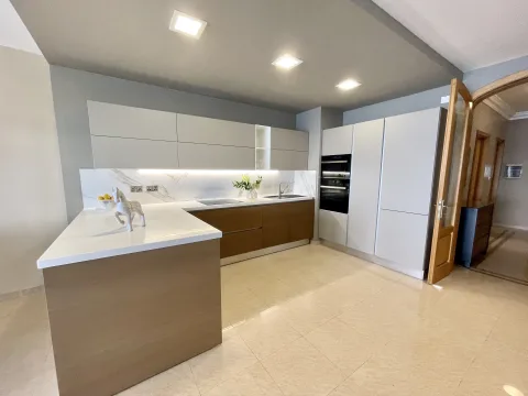 5 bed Apartment For Rent in Sliema, Sliema - thumb 5