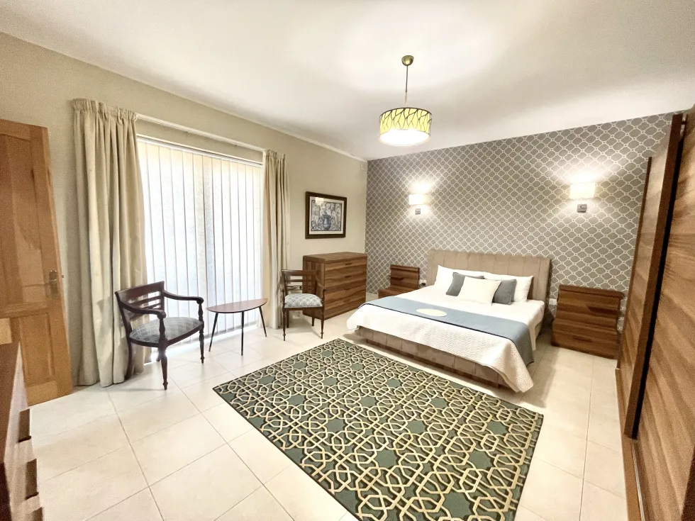 5 bed Apartment For Rent in Sliema, Sliema - thumb 8