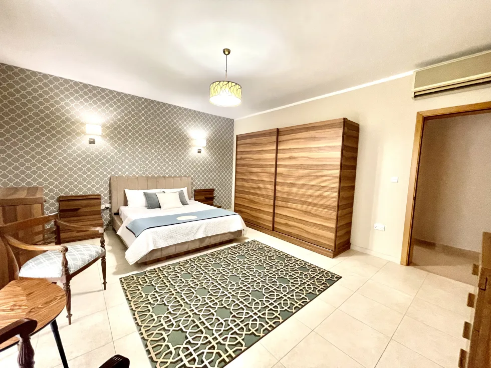 5 bed Apartment For Rent in Sliema, Sliema - thumb 9