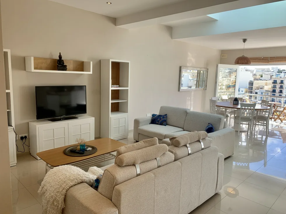 3 bed Apartment For Rent in St Julian's, St Julian's - thumb 2