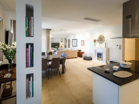 3 bed Apartment For Rent in Sliema, Sliema - thumb 9