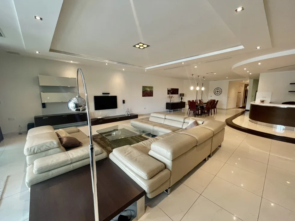 3 bed Apartment For Rent in Ta' Xbiex, Ta' Xbiex - thumb 3