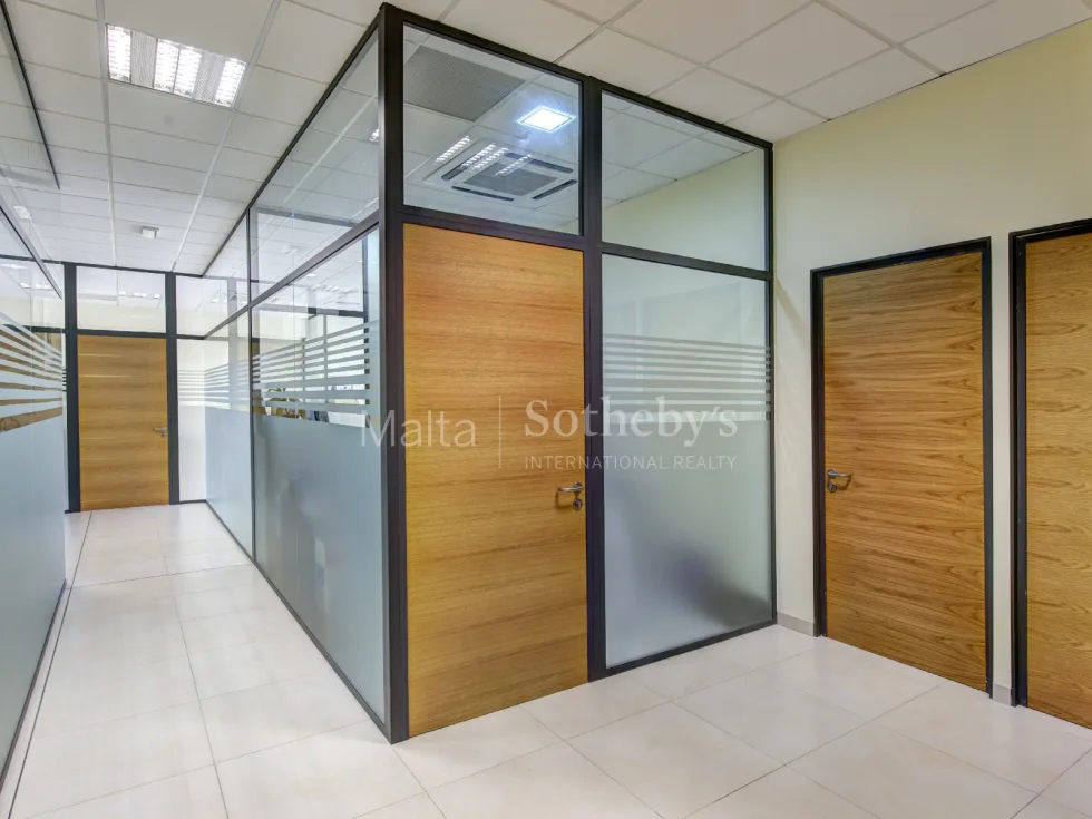 0 bed Office For Rent in Qormi, Qormi - thumb 6