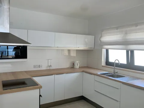 2 bed Penthouse For Rent in St Julian's, St Julian's - thumb 10