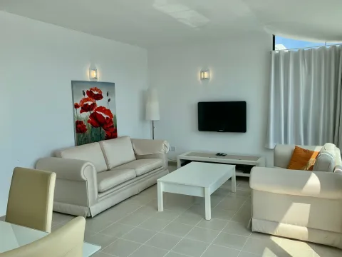 2 bed Penthouse For Rent in St Julian's, St Julian's - thumb 6