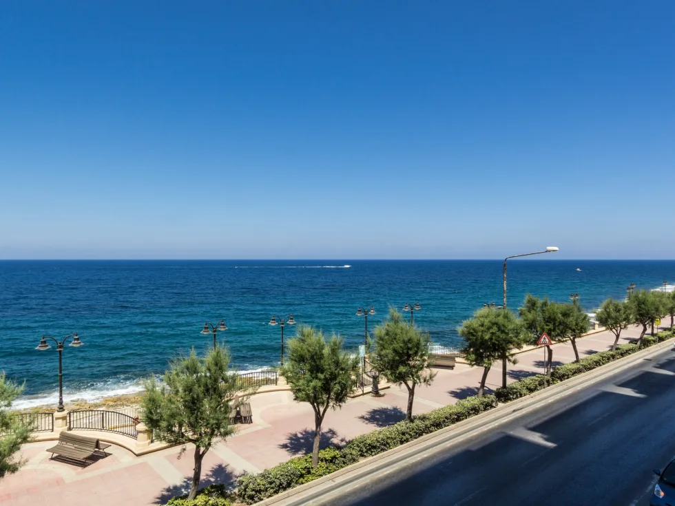 3 bed Apartment For Rent in Sliema, Sliema - thumb 1