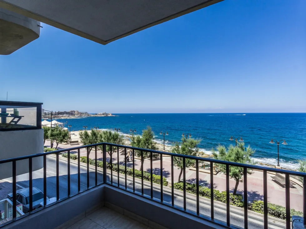 3 bed Apartment For Rent in Sliema, Sliema - thumb 2