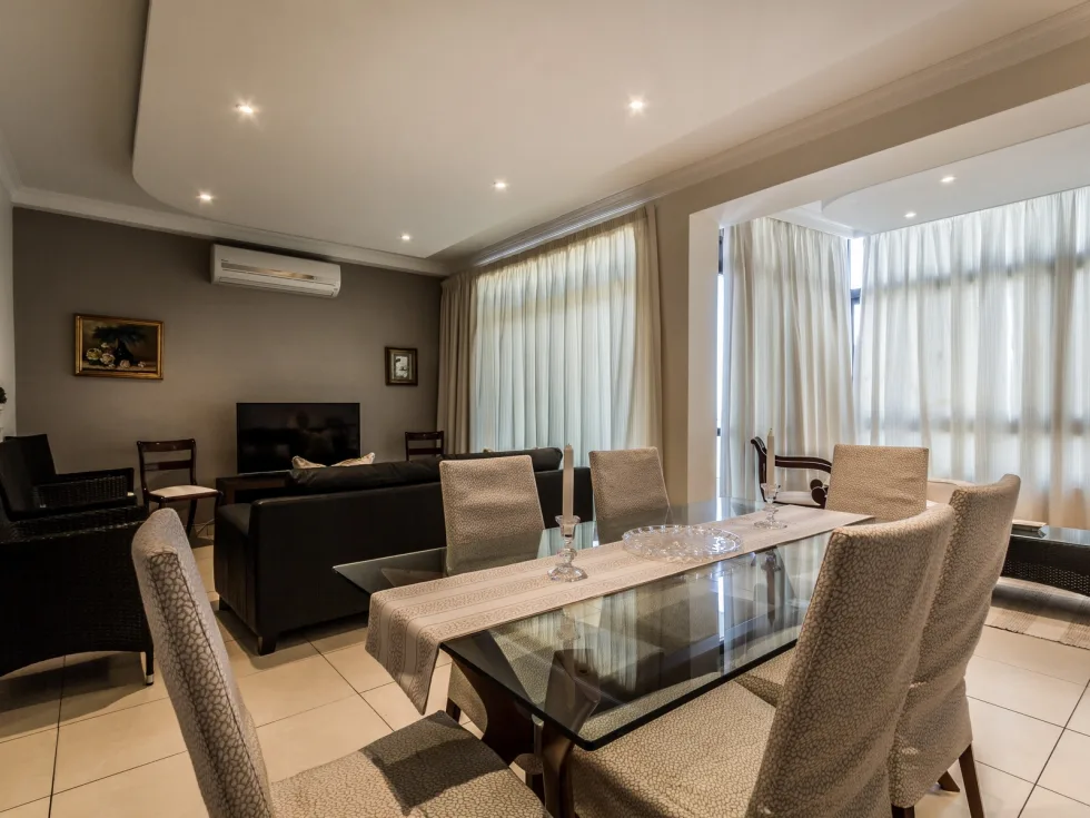 3 bed Apartment For Rent in Sliema, Sliema - thumb 7