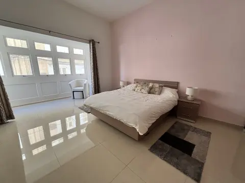 2 bed Apartment For Rent in Sliema, Sliema - thumb 5