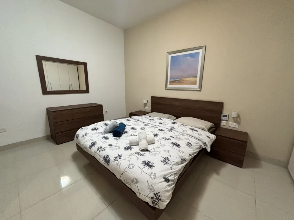 3 bed Apartment For Rent in Sliema, Sliema - thumb 10