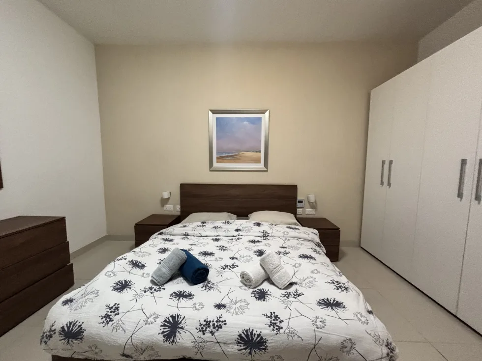 3 bed Apartment For Rent in Sliema, Sliema - thumb 11