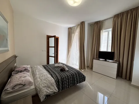 3 bed Apartment For Rent in Sliema, Sliema - thumb 13