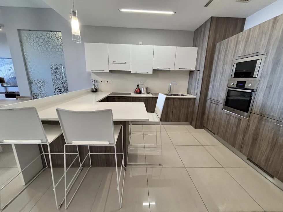 3 bed Apartment For Rent in Sliema, Sliema - thumb 6