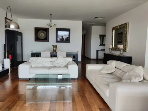 3 bed Apartment For Rent in Sliema, Sliema - thumb 8