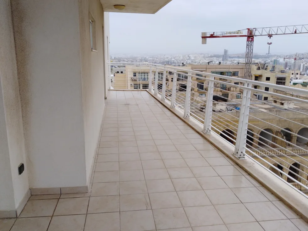 3 bed Apartment For Sale in Sliema, Sliema - thumb 8