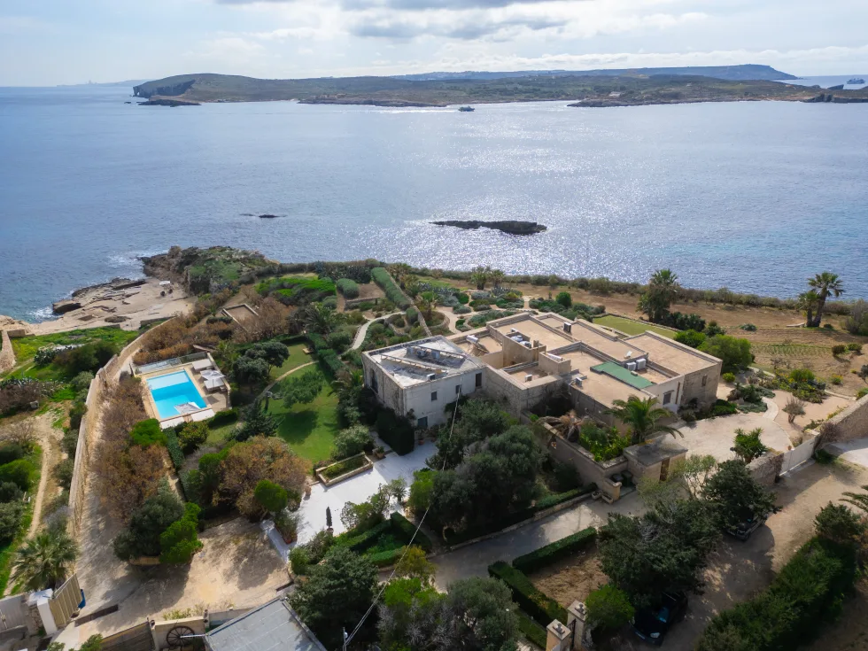 6 bed Villa For Rent in Qala, Qala - thumb 16