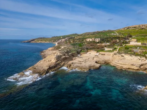 6 bed Villa For Rent in Qala, Qala - thumb 17