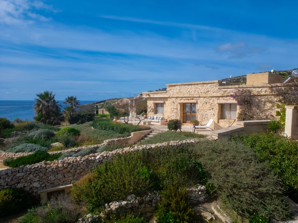 6 bed Villa For Rent in Qala, Qala - thumb 22