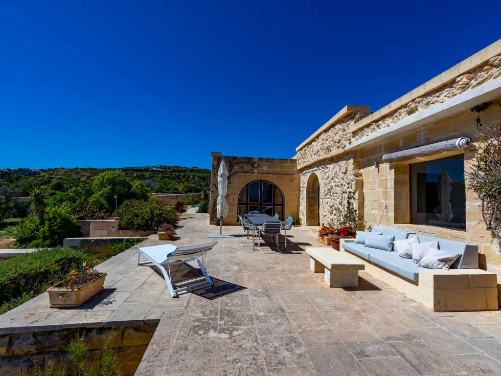 6 bed Villa For Rent in Qala, Qala - thumb 7