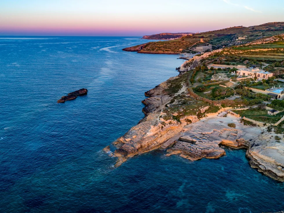 6 bed Villa For Rent in Qala, Qala - thumb 9