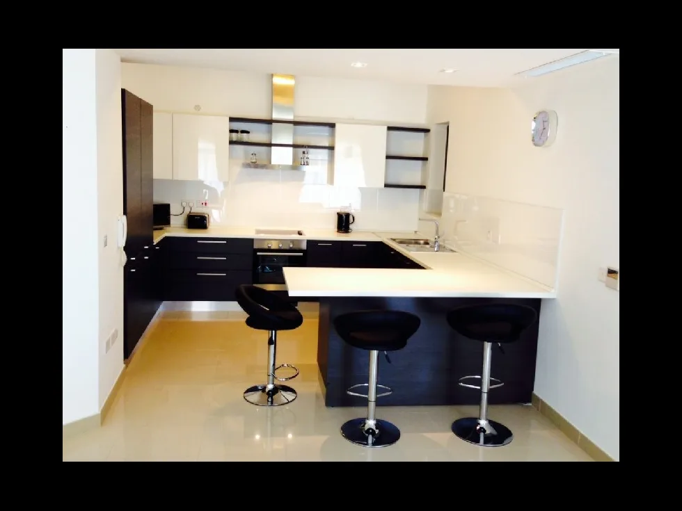 3 bed Apartment For Rent in Sliema, Sliema - thumb 2