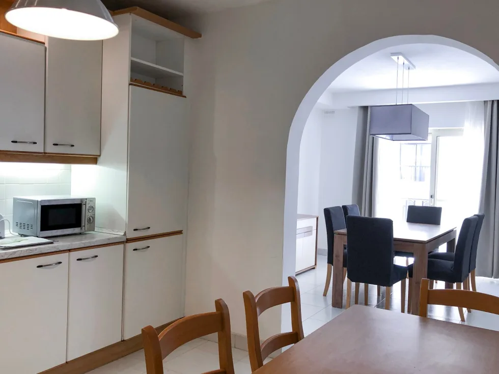 3 bed Apartment For Rent in St Julian's, St Julian's - thumb 4