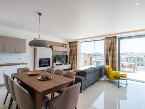 2 bed Penthouse For Rent in Ta' Xbiex, Ta' Xbiex - thumb 6