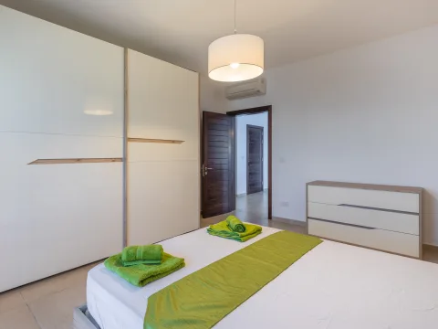 3 bed Apartment For Rent in Sliema, Sliema - thumb 17