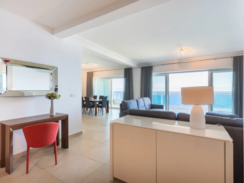 3 bed Apartment For Rent in Sliema, Sliema - thumb 7