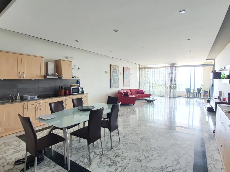 3 bed Apartment For Rent in Sliema, Sliema - thumb 5