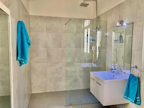 4 bed Town House For Rent in Sliema, Sliema - thumb 18