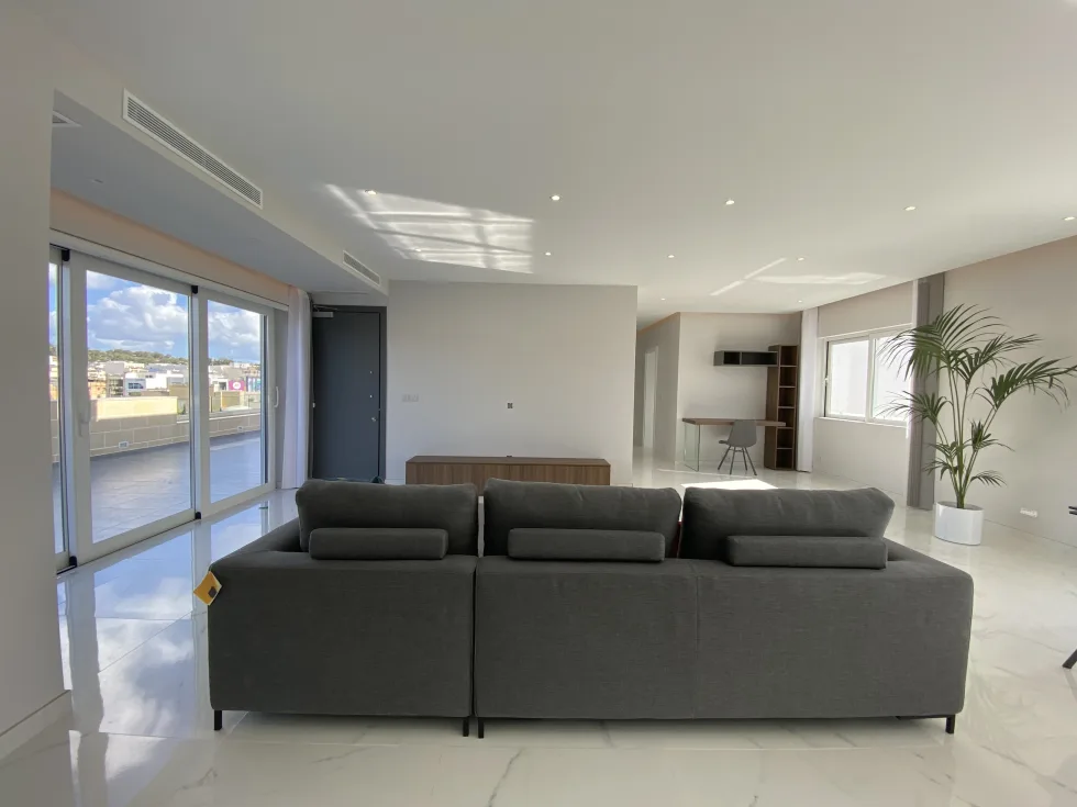 2 bed Penthouse For Rent in Lija, Lija - thumb 7