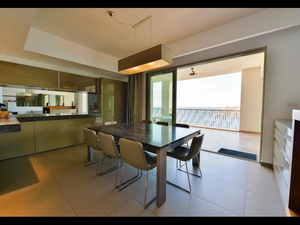 3 bed Apartment For Rent in Sliema, Sliema - thumb 4