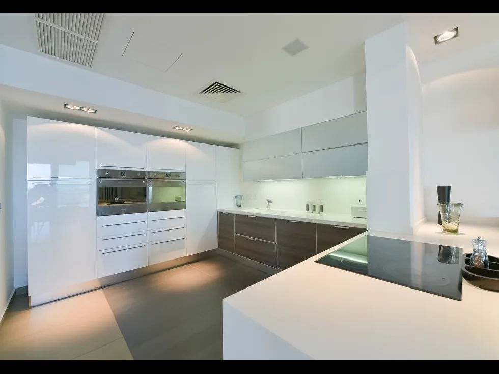 3 bed Apartment For Rent in Sliema, Sliema - thumb 7