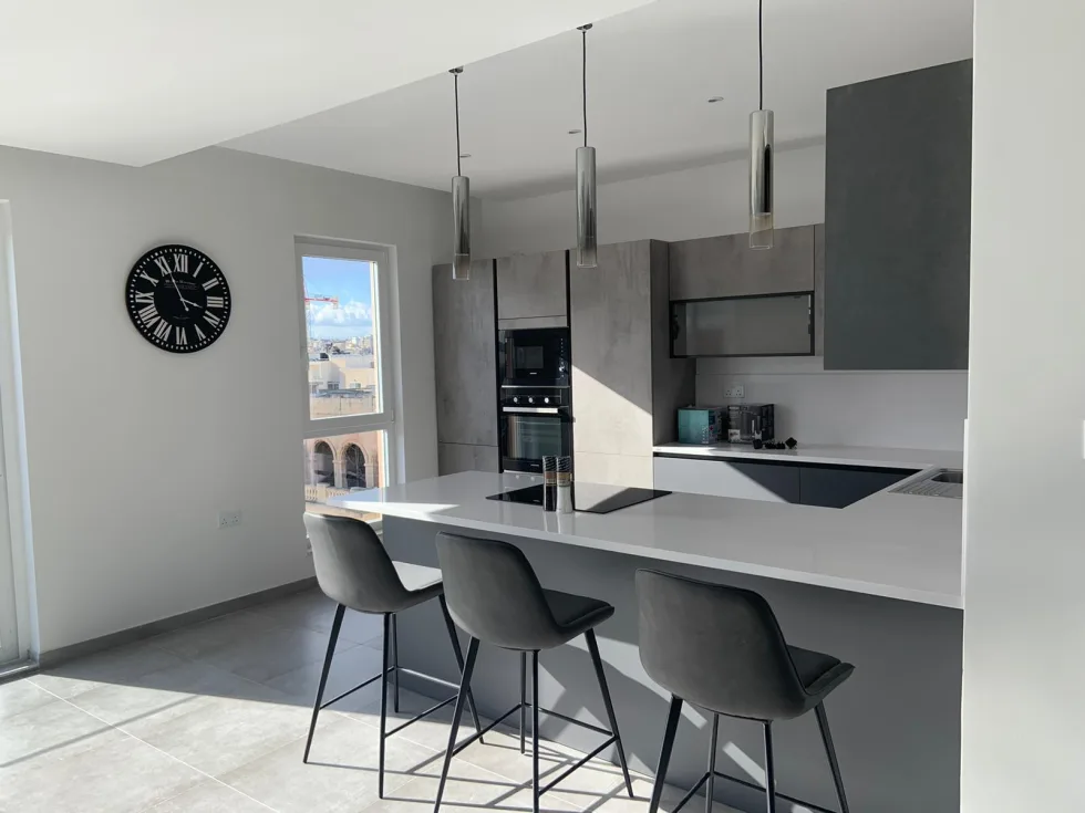 2 bed Apartment For Rent in Sliema, Sliema - thumb 2