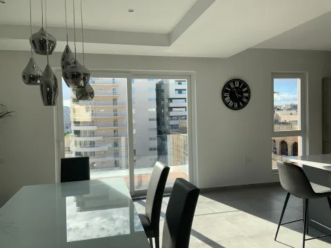 2 bed Apartment For Rent in Sliema, Sliema - thumb 6