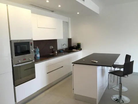 2 bed Apartment For Rent in St Julian's, St Julian's - thumb 6