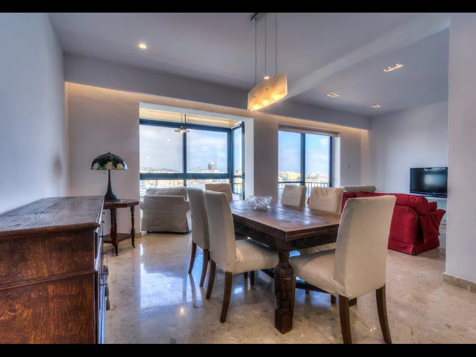3 bed Apartment For Rent in Sliema, Sliema - thumb 6