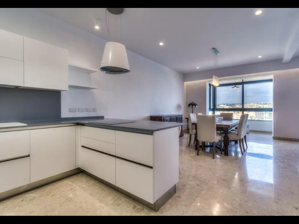 3 bed Apartment For Rent in Sliema, Sliema - thumb 7