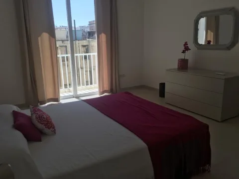 2 bed Apartment For Rent in Sliema, Sliema - thumb 5