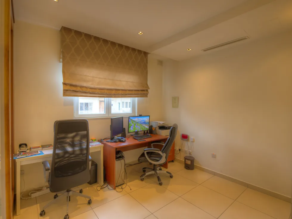 4 bed Villa For Rent in Ibragg, Ibragg - thumb 10