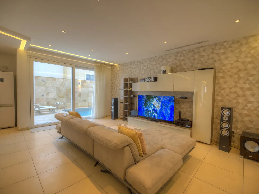 4 bed Villa For Rent in Ibragg, Ibragg - thumb 3