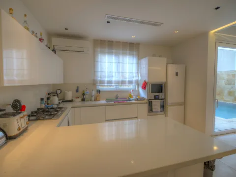 4 bed Villa For Rent in Ibragg, Ibragg - thumb 6