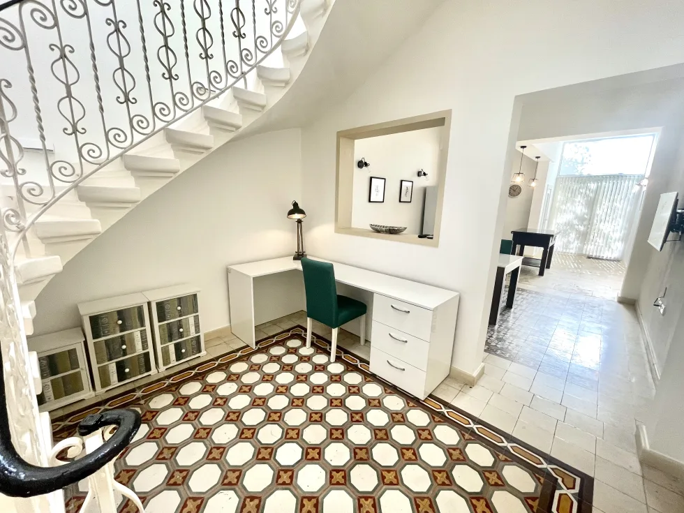 2 bed Town House For Rent in Sliema, Sliema - thumb 3