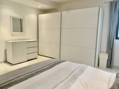 2 bed Penthouse For Rent in Sliema, Sliema - thumb 13