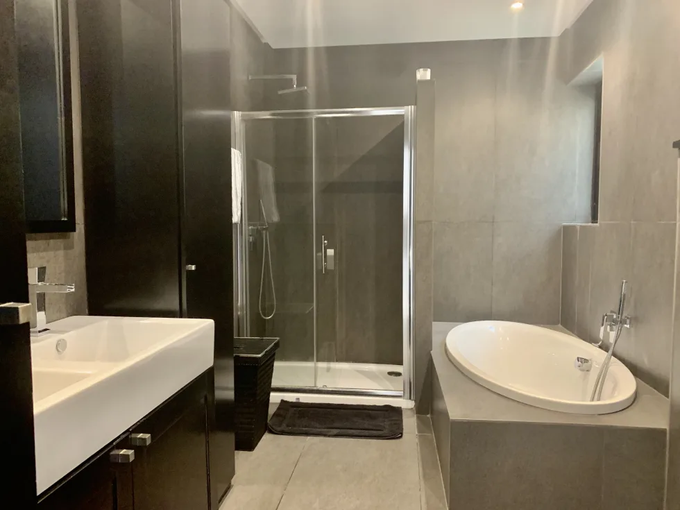 2 bed Penthouse For Rent in Sliema, Sliema - thumb 16