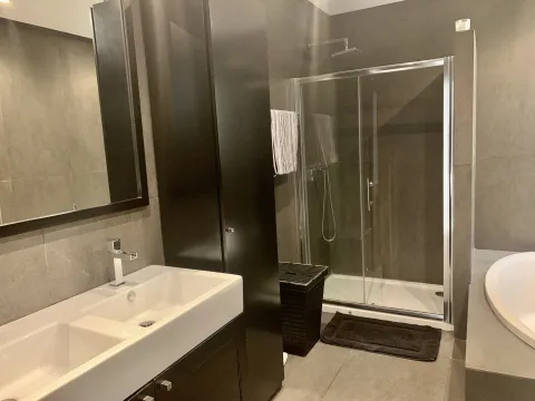 2 bed Penthouse For Rent in Sliema, Sliema - thumb 18