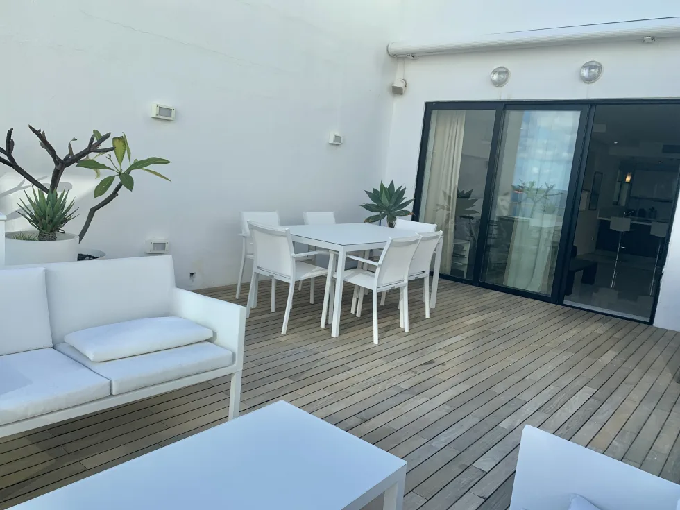 2 bed Penthouse For Rent in Sliema, Sliema - thumb 2